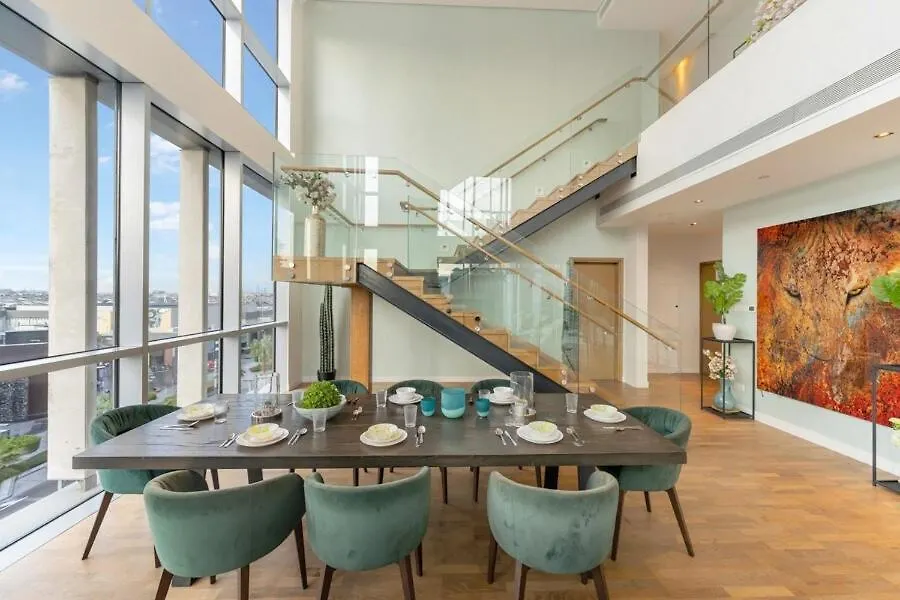 Fam Living -Duplex 4Bed And Maids Apartman Dubaj 0*,