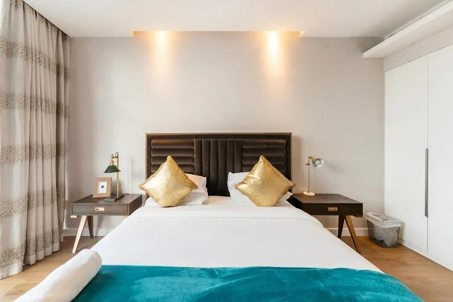 Fam Living -Duplex 4Bed And Maids Apartman Dubaj